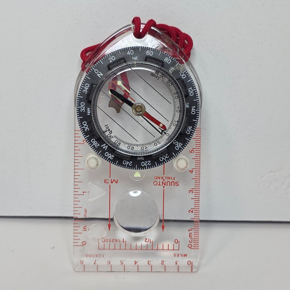 Suunto M3 D Compass Finland Baseplate Ruler Magnifier‎ Red Lanyard Used once!